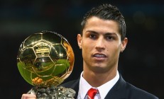 九游娱乐网页-德罗赞，从芝加哥到曼彻斯特，一个不属于英超的夜晚如何主宰冠军走向