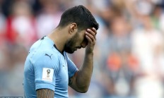 九游娱乐官方网站-瑞士完胜乌拉圭，苏亚雷斯三分雨点燃全场