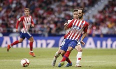 九游体育APP-包含塞尔塔维戈客场大胜，豪取三分提升排名的词条