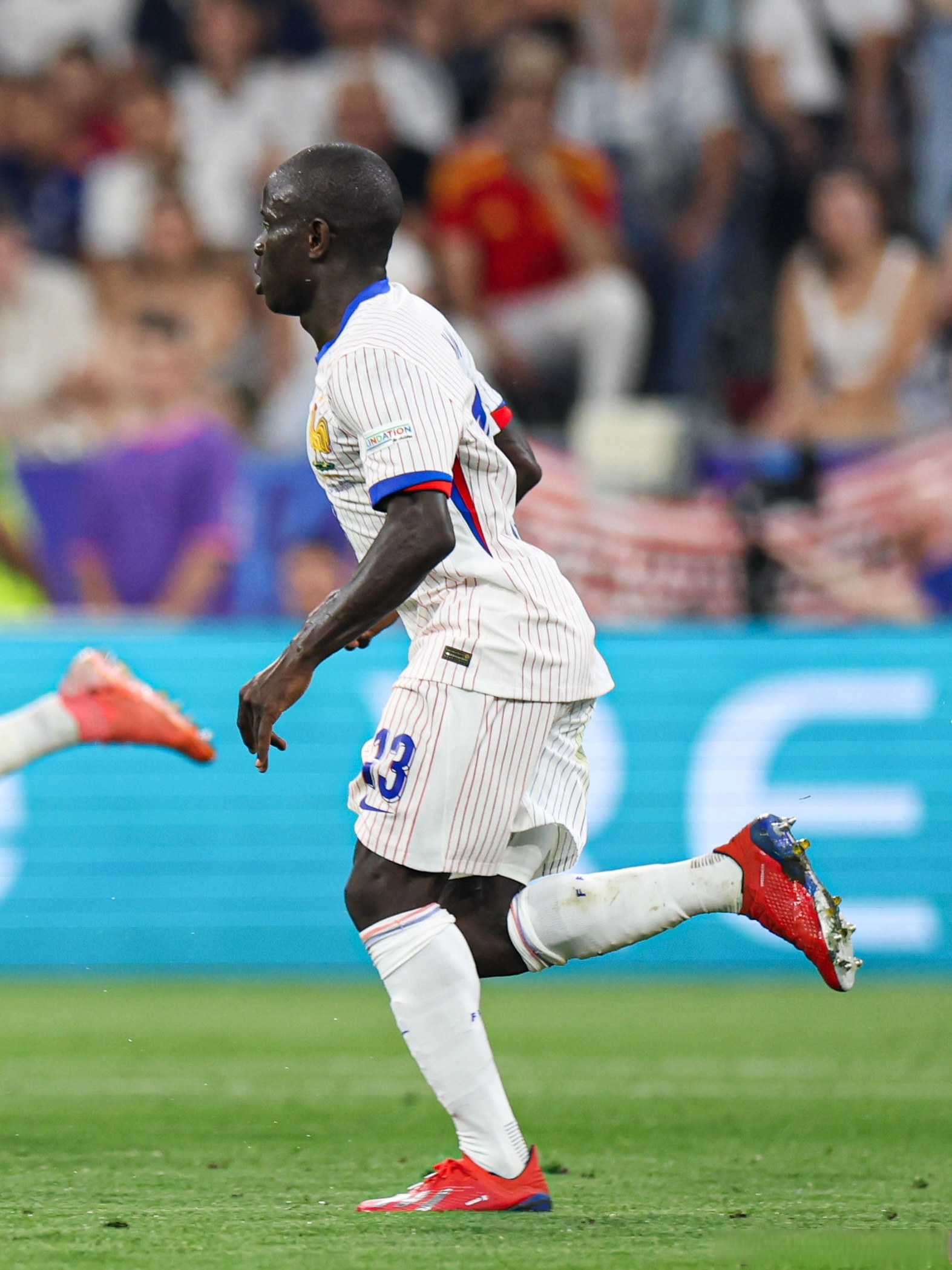 法国顶尖球队夺冠机会大增，备受瞩目的简单介绍