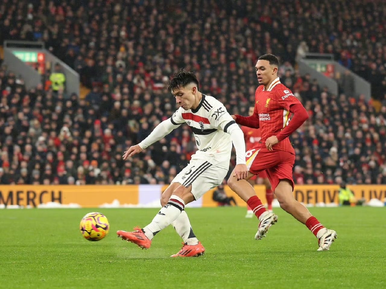 利物浦-逼平波尔图，苏亚雷斯伤退的简单介绍