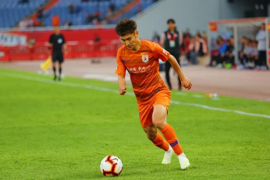 鲁能队风头正劲,抢占劲敌前锋,打破绝杀僵局的简单介绍 鲁能队风头正劲,抢占劲敌前锋,打破绝杀僵局的简单介绍